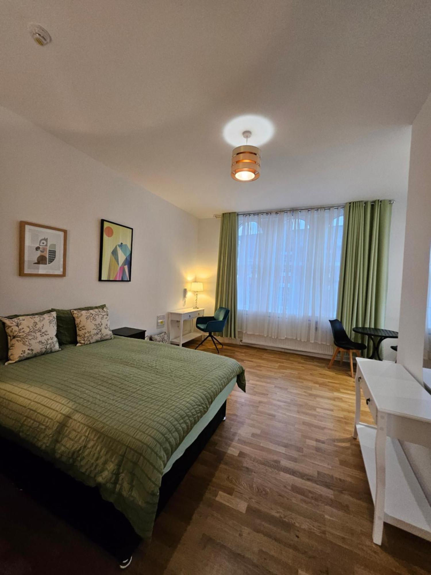Central Chambers Suites - Suite 1 Лік Екстер'єр фото